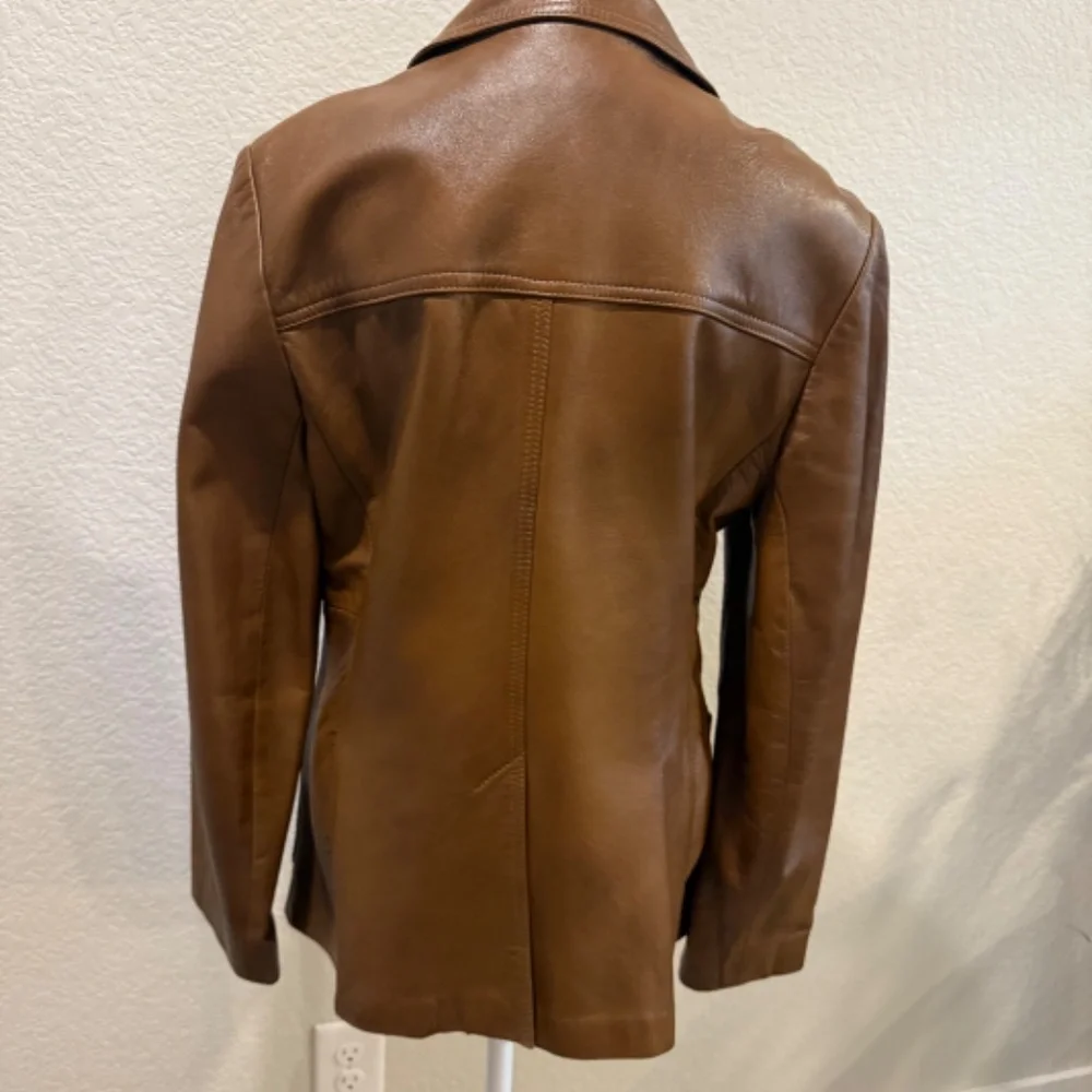 Vintage Women's Brown Leather Jacket - Picture 4 of 9
